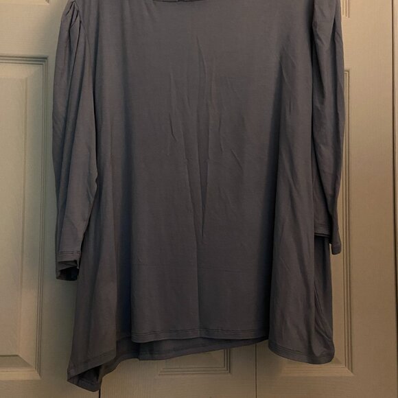 3x, smokey blue top, t-shirt material, NWT - Picture 3 of 3